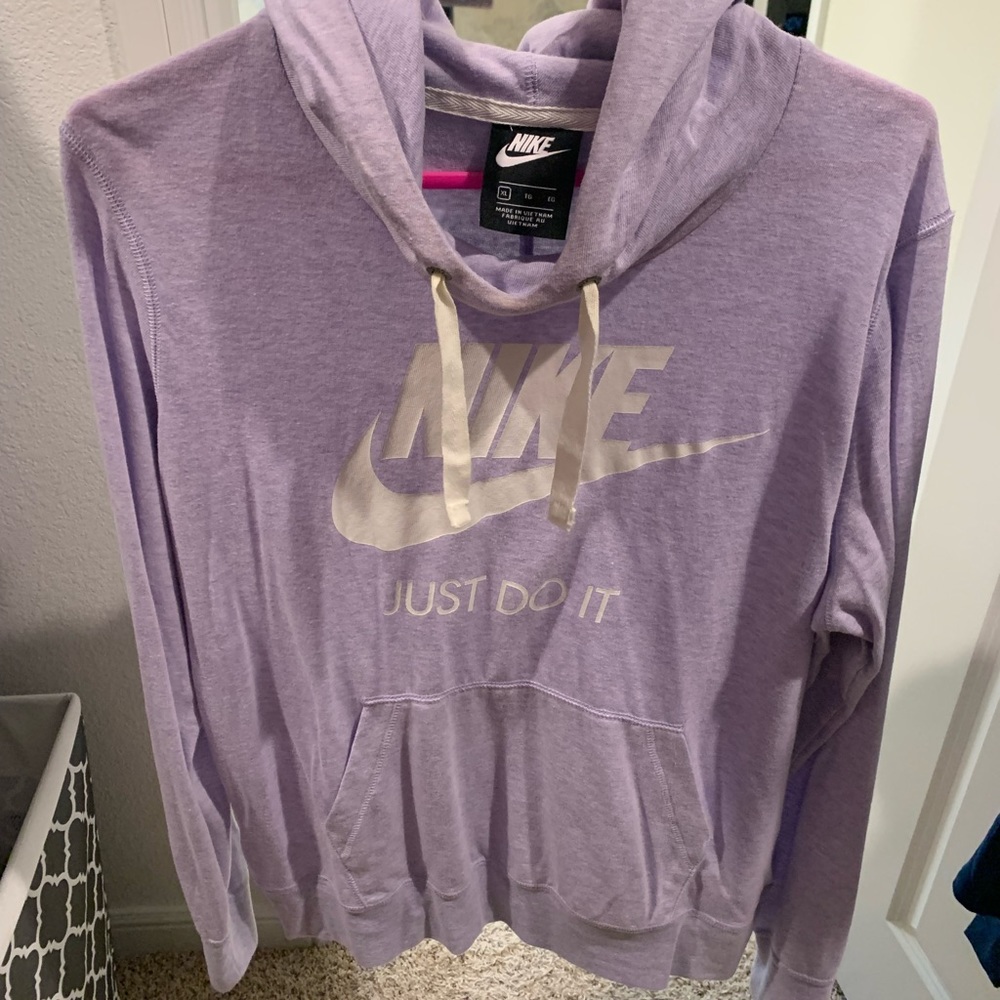 Nike light weight  pull over hoodie